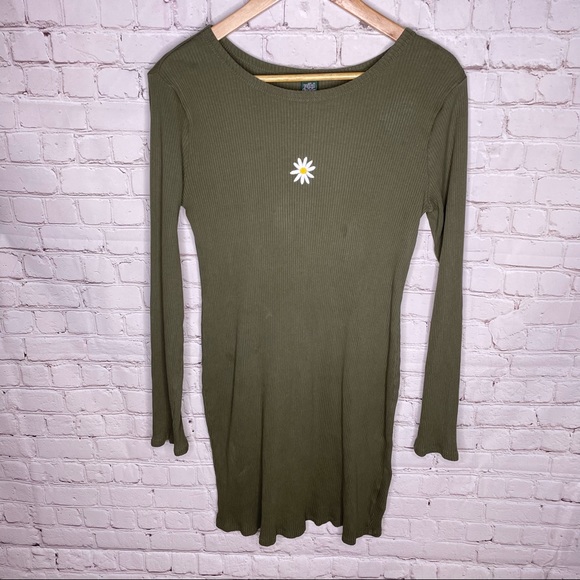 Wild Fable Ribbed Daisy Appliqué Retro Bodycon Dress XL - Picture 3 of 6